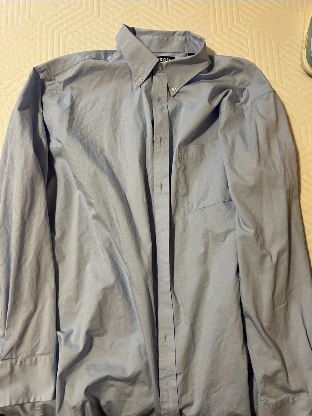 Izod Men's Light Blue Casual Button-Down Shirt